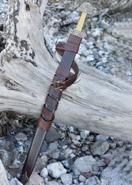 Épée rus-viking type Petersen D