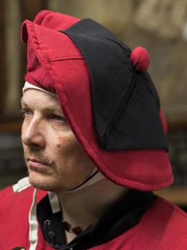 Warhammer Armoury Chapeau Impérial Type C rouge foncé/noir