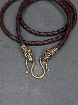 Collier viking en cuir "tête de loup" marron