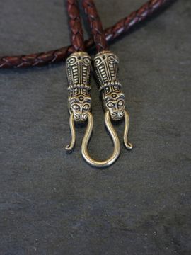 Collier viking en cuir "Mandermark" marron