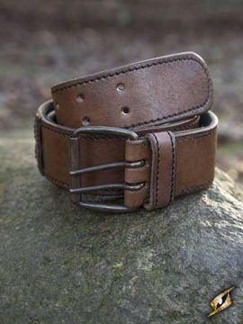 Ceinture marron avec anneaux