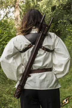 Porte épée dorsal et fourreau