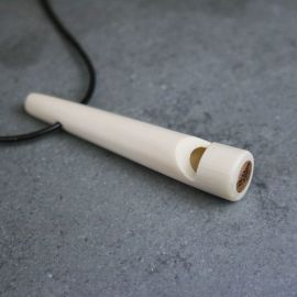 Sifflet médiéval en os