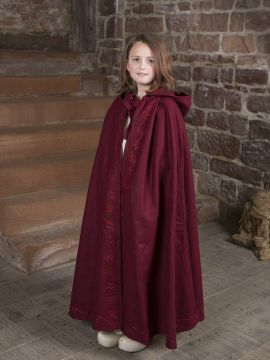 Cape brodée pour enfant en rouge