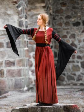 Robe manches trompettes, rouge et noire XS