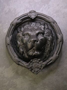 Grand heurtoir de porte "tête de lion"