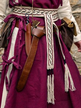 Ceinture en tissu brodé Elina en blanc-écru