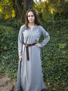 Robe Wilma, en gris clair