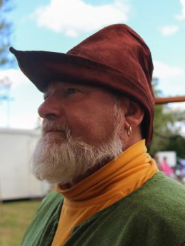 Chapeau de Robin des Bois en cuir marron