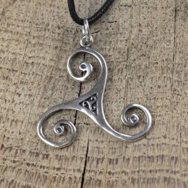 Pendentif "Triskele"