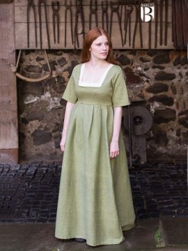 Robe à encolure carrée, en vert XXL