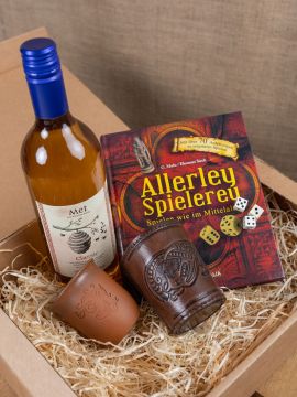 Coffret cadeau Set de dés avec hydromel et gobelet en argile