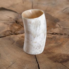 Gobelet en corne 12 cm