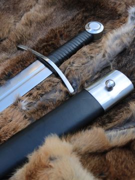 Épée de combat avec fourreau