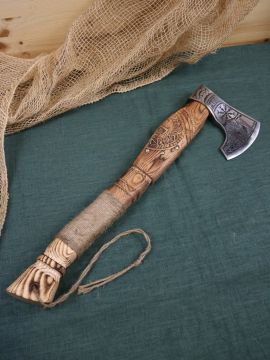 Hache viking, marteau de Thor avec gravures