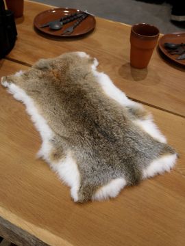 Peau de lapin marron