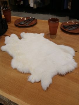 Fourrure de lapin blanche
