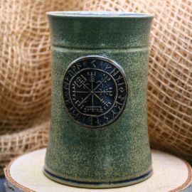 Mug en céramique avec motif Vegvisir, vert