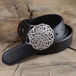 Ceinture en cuir à boucle celtique