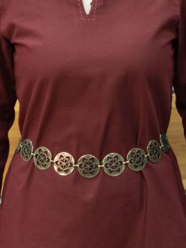 Ceinture chaîne avec motif ornemental laiton ancien