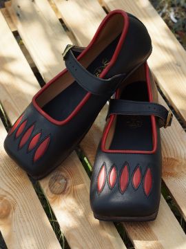 Chaussures à gueule de vache Caspar noir-rouge