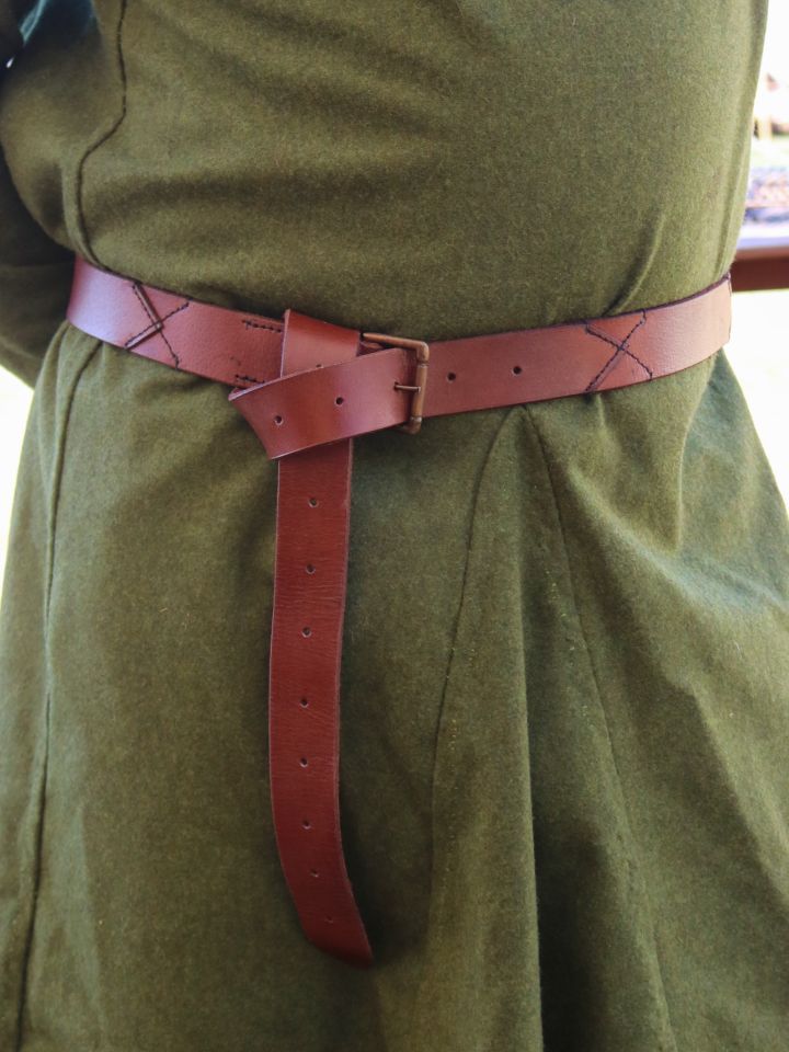 Ceinture longue avec surpiqûres marron