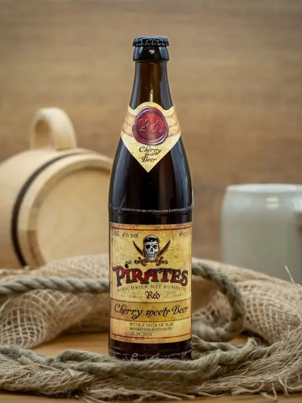 "Pirates" Bière à la cerise aromatisée au rhum
