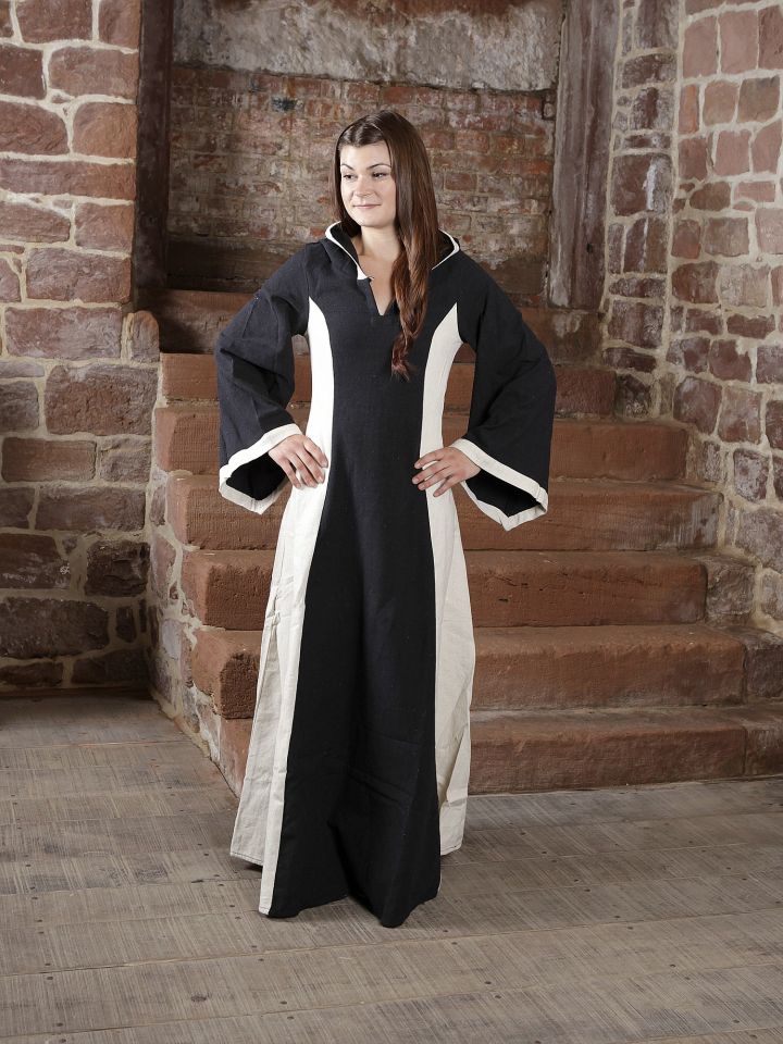Robe Irmgard à capuche écrue/noire