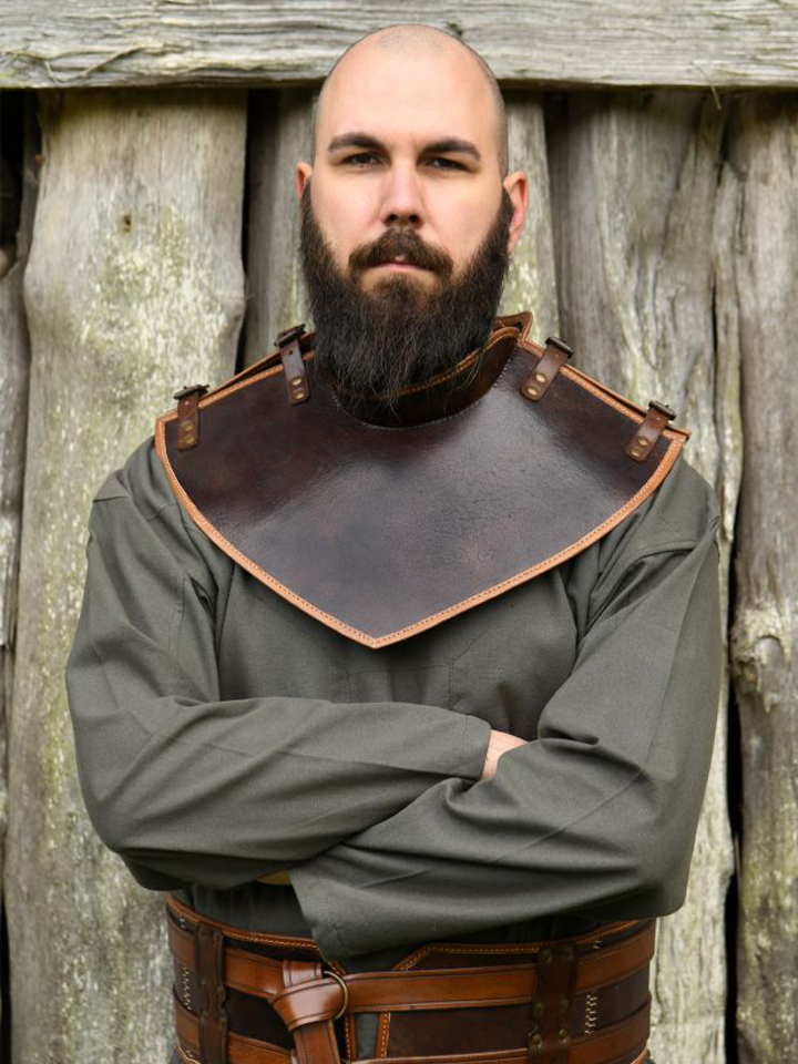 Col en cuir Arnulf marron