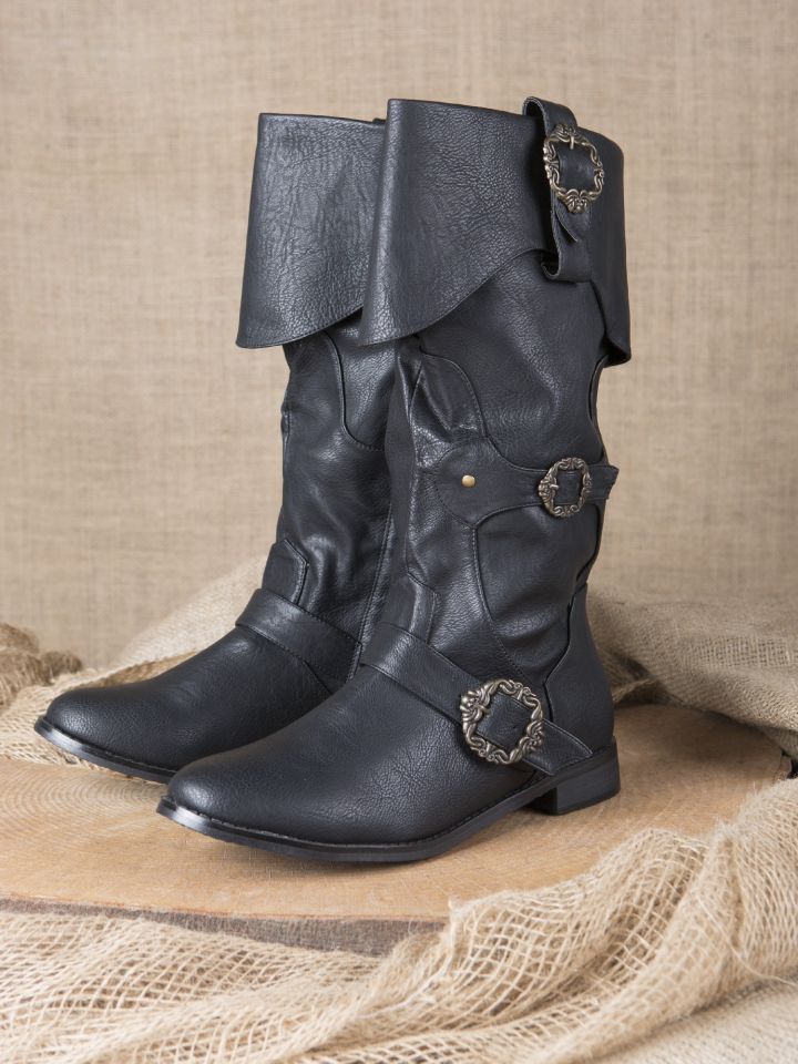 Bottes de pirates en noir