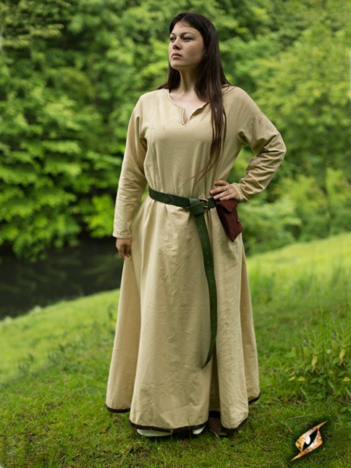 Robe avec surpiqures en beige XL