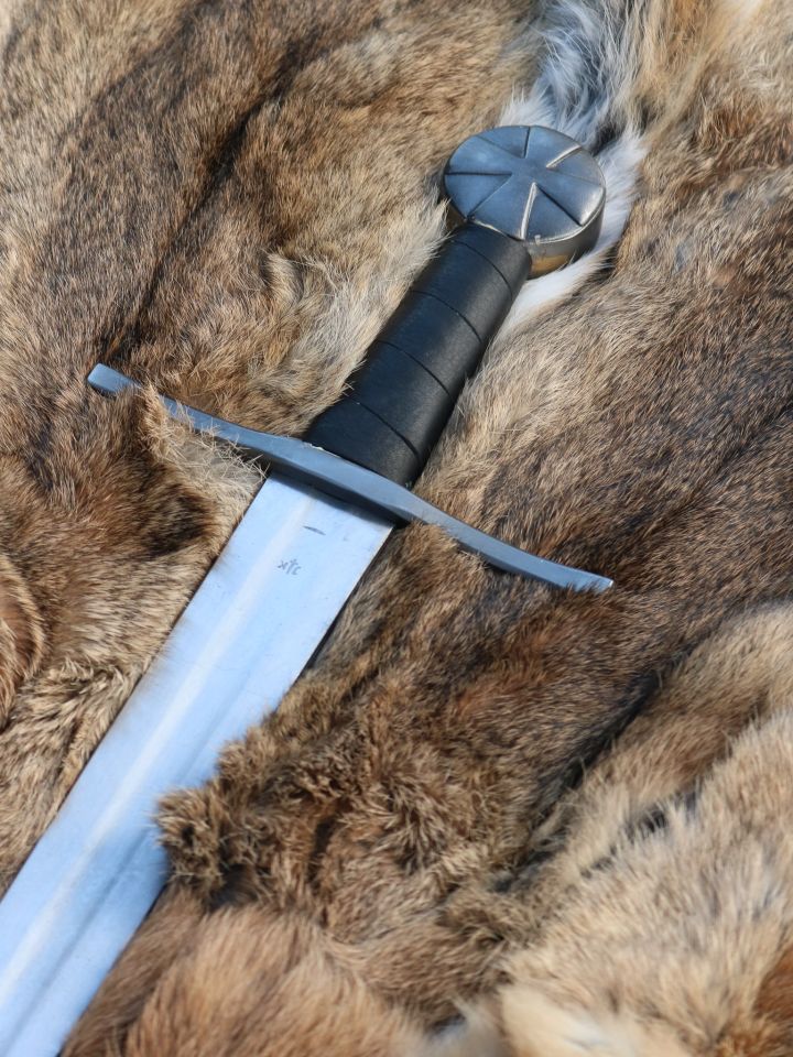 Épée gothique à une main, adaptée au combat