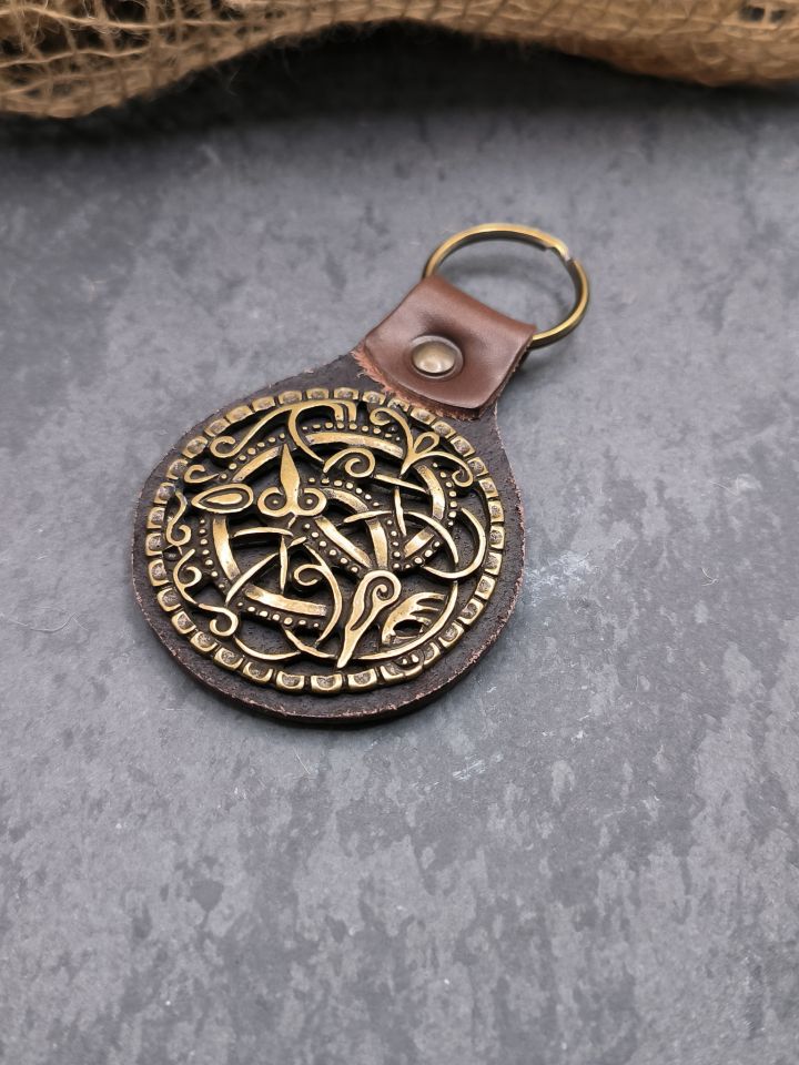 Porte-clés avec broche serpent marron