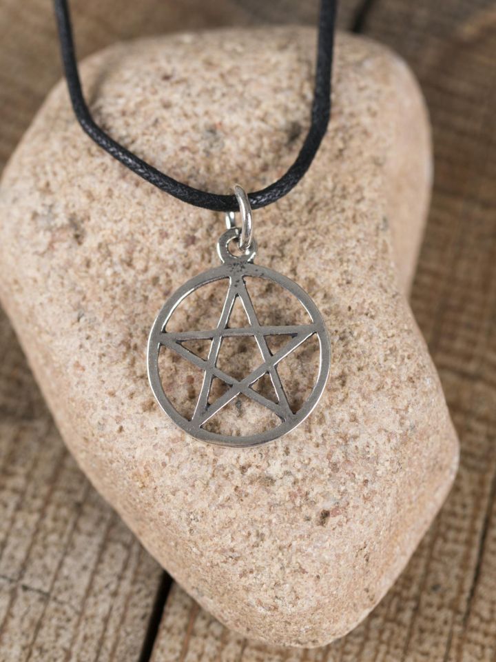 Petit pendentif "Pentagramme"