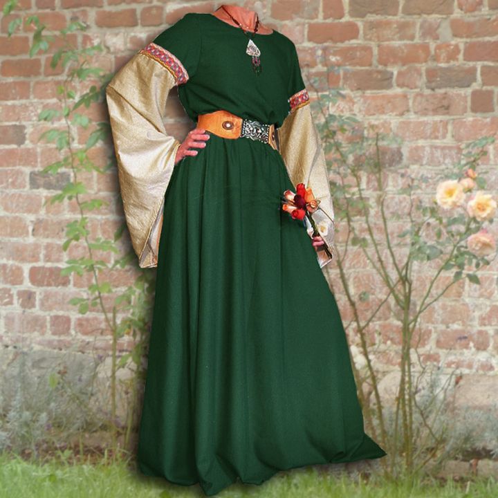 Robe médiévale Johanna à capuche en vert