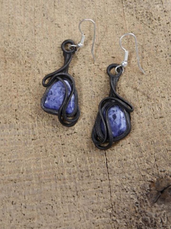 Boucles d'oreilles avec sodalite