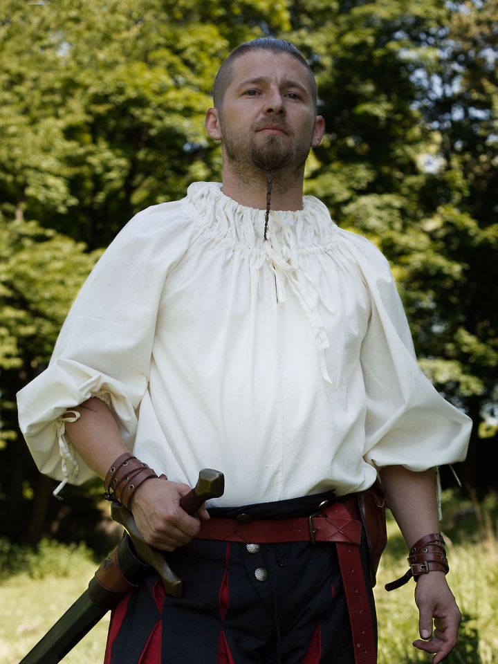 Chemise médiévale froncée au col en blanc écru M/L