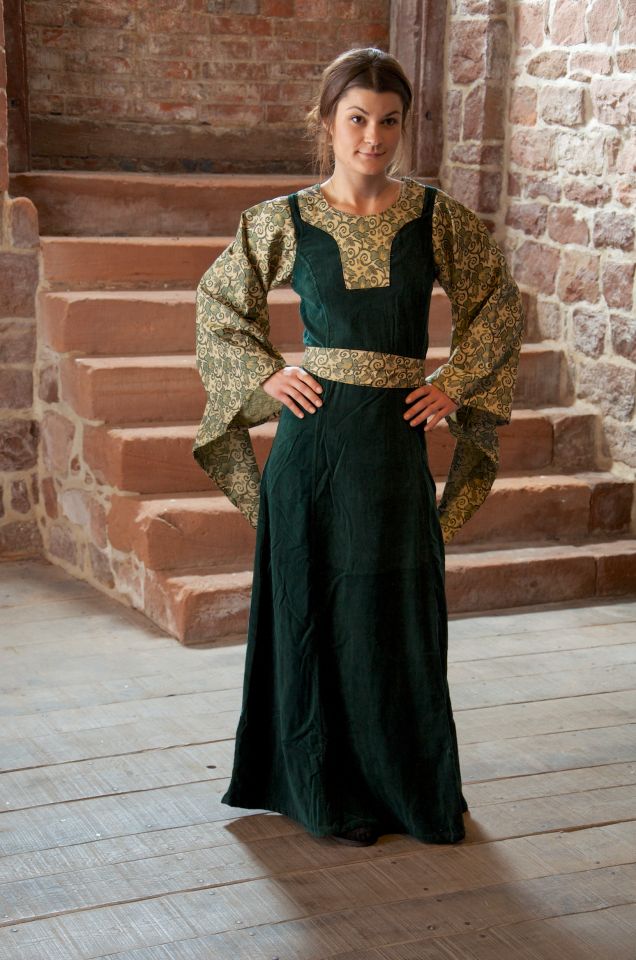 Robe médiévale en velours vert Géraldine