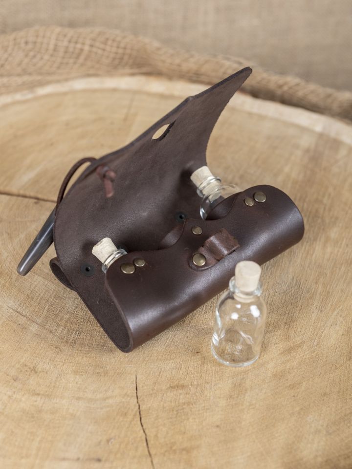 Pochette à potions, fermoir en corne