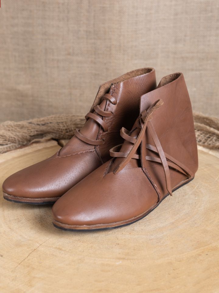 Chaussures médiévales, semelles en caoutchouc, en marron foncé