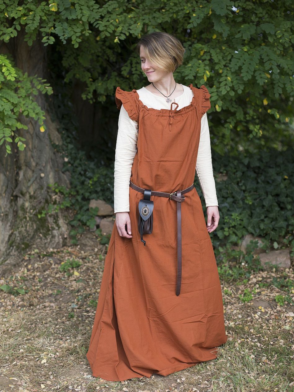 Robe médiévale sans manche à volant en rouille | La ...
