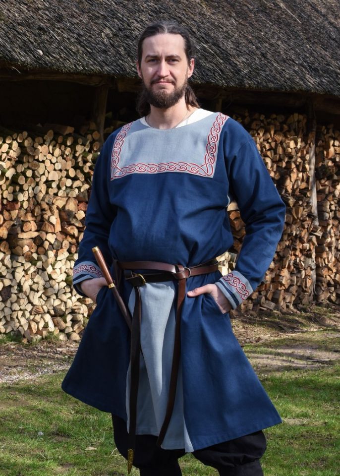 Tunique Viking avec broderies, en bleu XXL 2