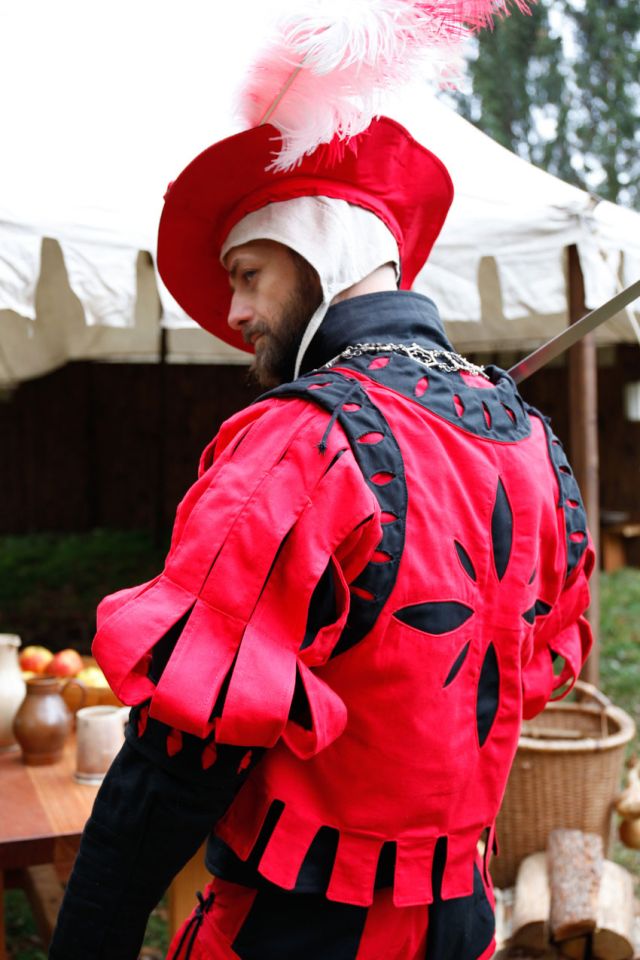 Manches à rubans "Imperialis" rouge-noir S/M Unité 2