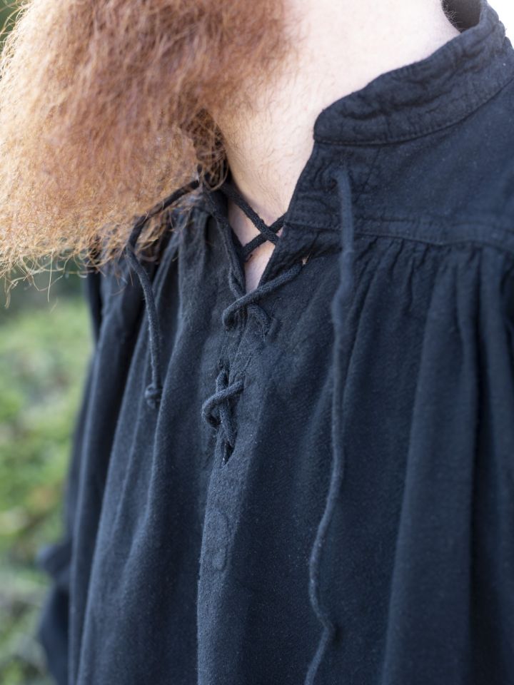 Chemise médiévale en noir 2