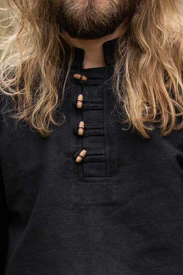 Chemise épaisse col droit et boutons en bois, en noir 2