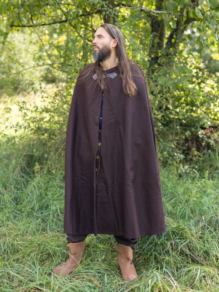 Cape en laine unisexe marron 2