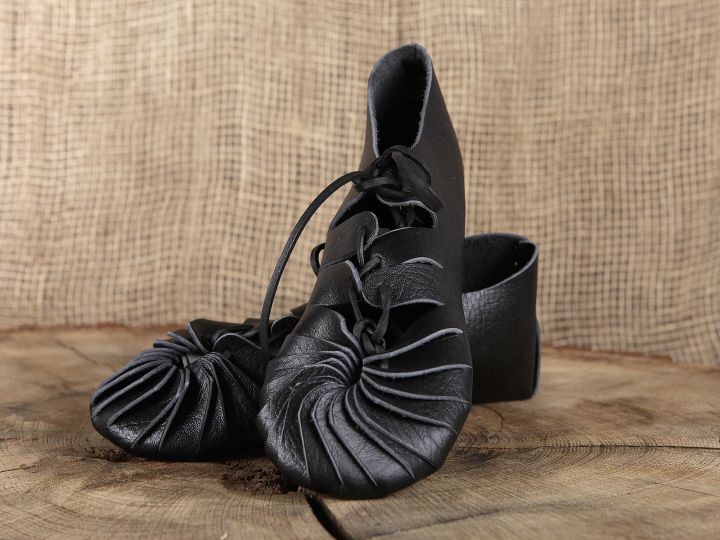 Ballerines médiévales en cuir 2