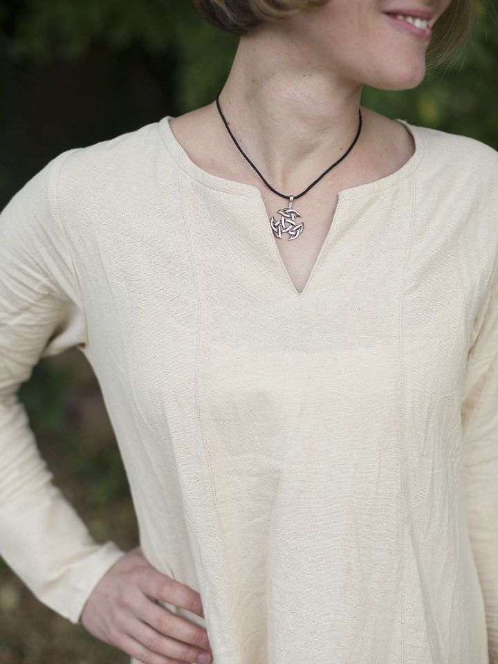 Robe médiévale simple en blanc-écru 2