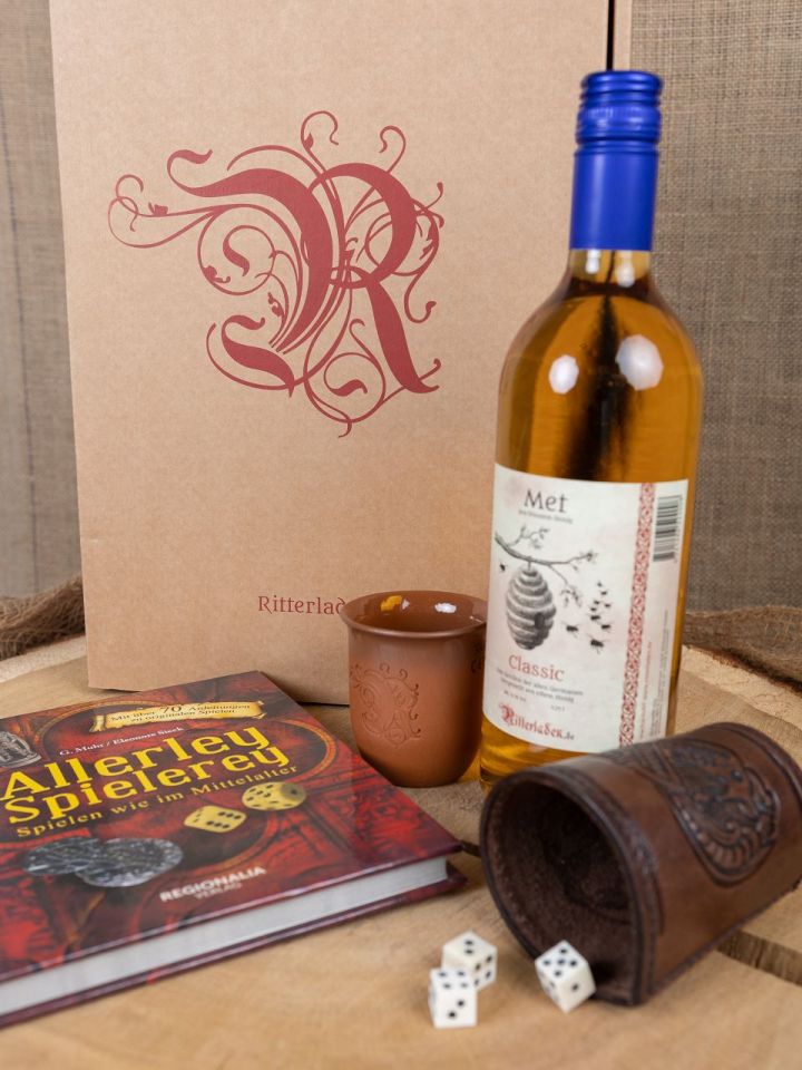 Coffret cadeau Set de dés avec hydromel et gobelet en argile 2
