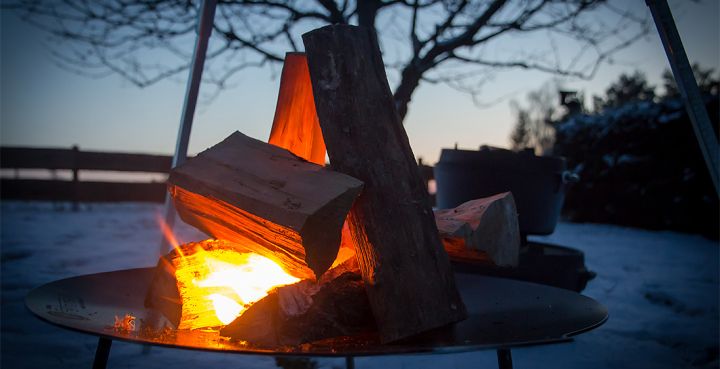 Bol à feu sur trépied 2